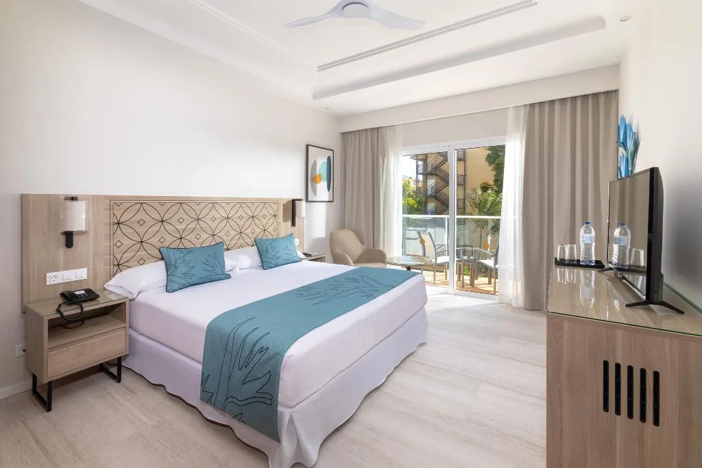 SINGLE STANDARD Room, Hotel Riu Madeira - All Inclusive, Madeira