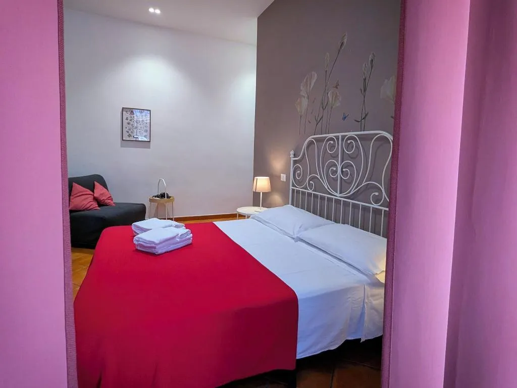 Room, La Locanda Dell Arte, Naples