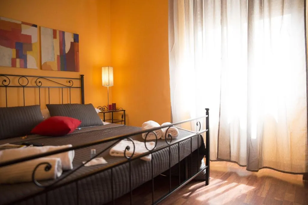 Room, Style House, Rome