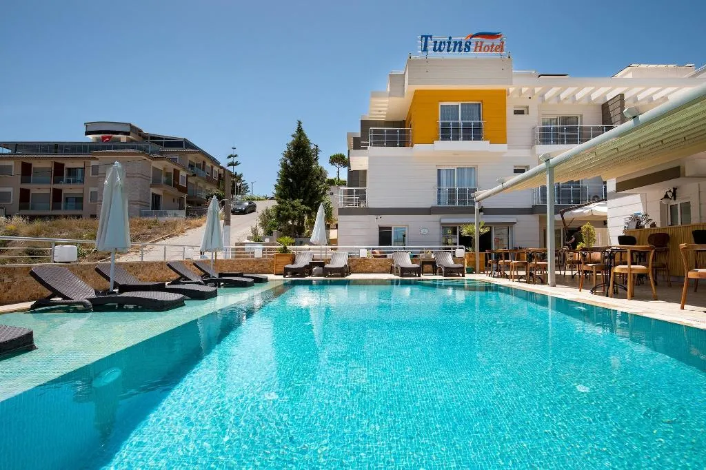 Sports and Entertainment, Twins Hotel, Izmir