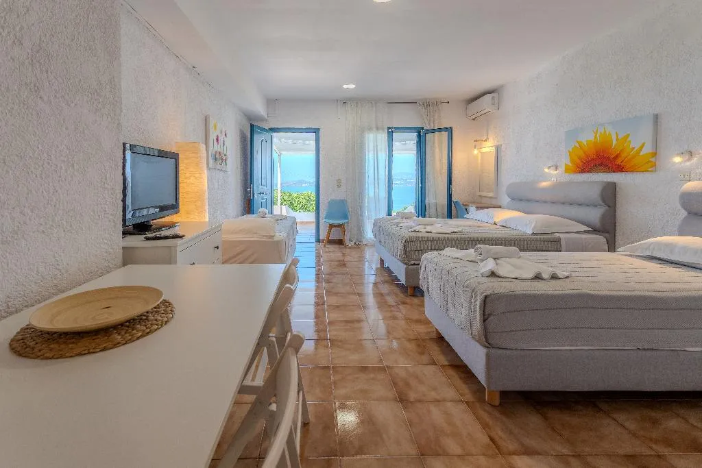 STUDIO SEA VIEW CAPACITY 4 Room, Metaxatos Apartments, Kefallinia