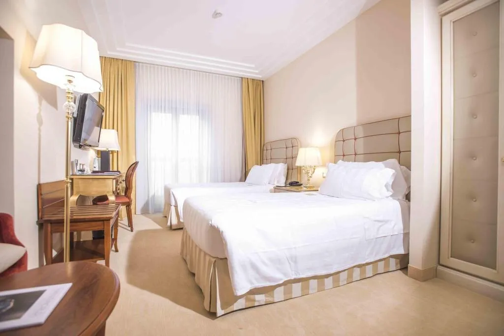 Double or Twin CLASSIC Room, Golden Tower Hotel & Spa, Florence