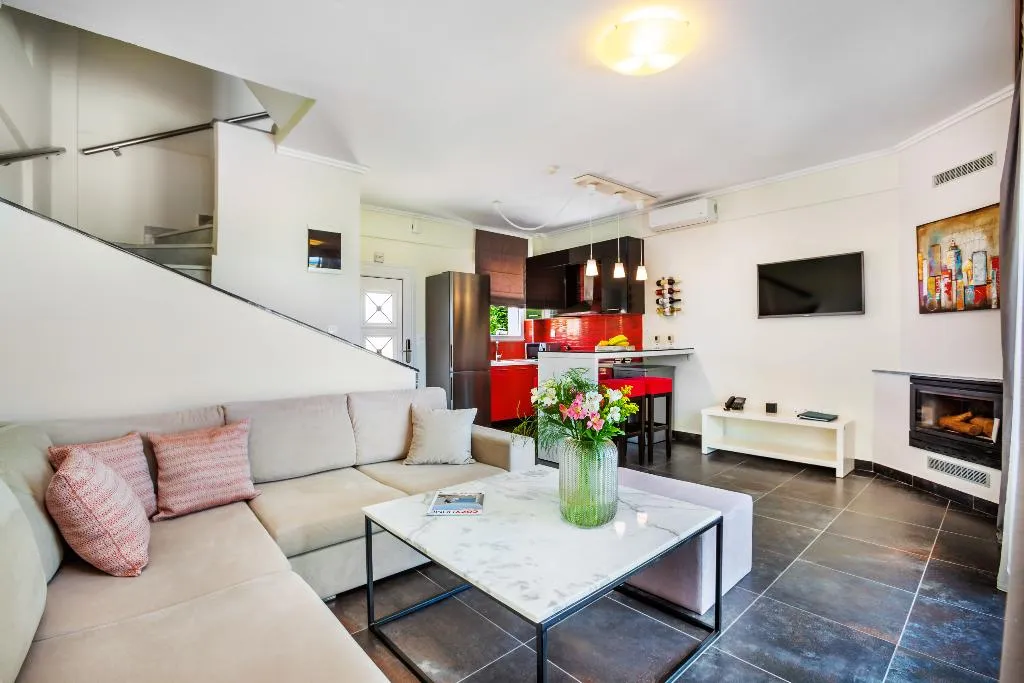 VILLA THREE BEDROOMS WITH PRIVATE POOL Room, Sunny Villas and Spa, Halkidiki