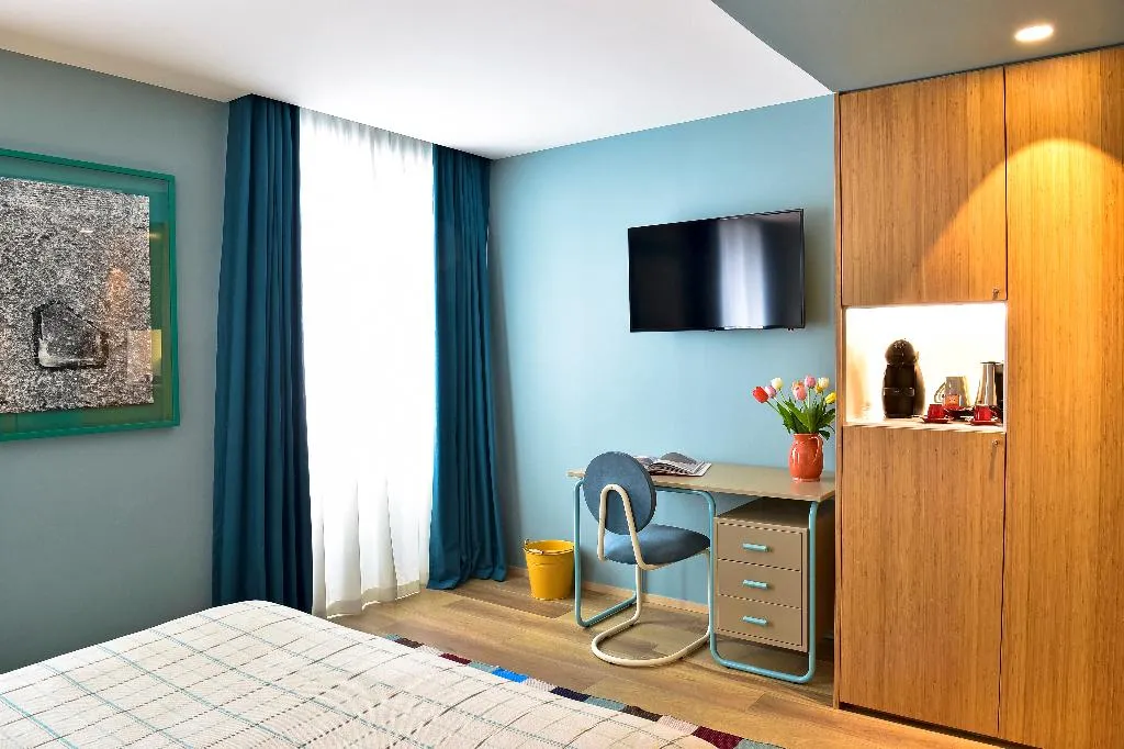 DOUBLE PREMIUM Room, The Editory House Ribeira Hotel, Porto