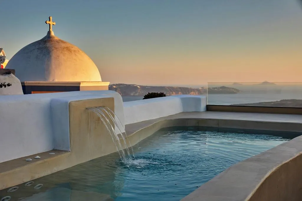 Room, You And Me Suites, Santorini