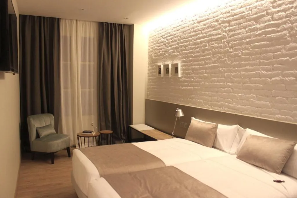 Room, Hotel Well And Come, Barcelona