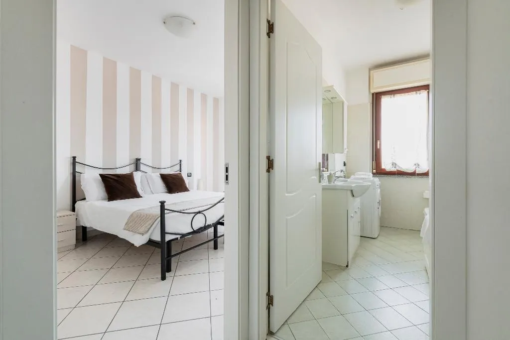 APARTMENT ONE BEDROOM ONE BATHROOM Room, HQ Aparthotel Milano Inn – Smart Suites, Milan