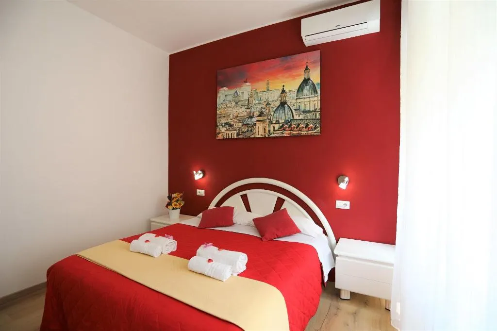Room, Homs Sweet Home, Rome