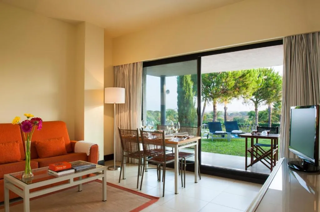 APARTMENT TWO BEDROOMS Room, Resort El Rompido The club, Costa De La Luz