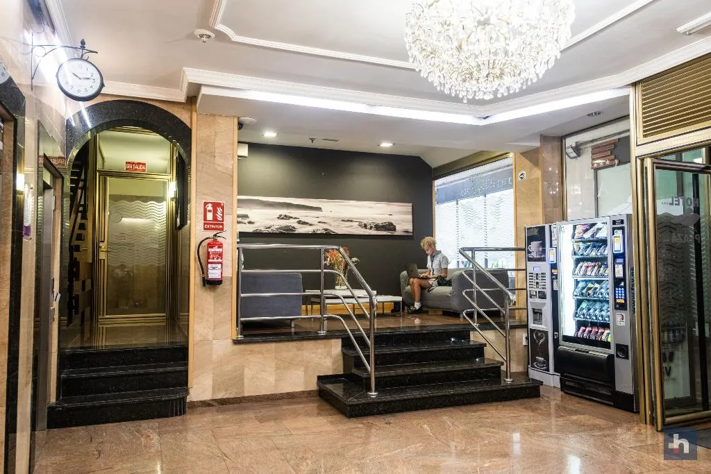 Lobby, Adonis Plaza, Tenerife