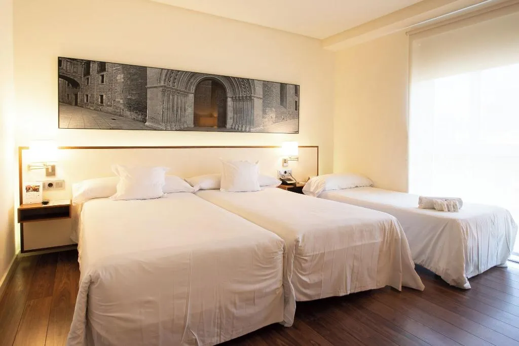 Room, Primus Valencia, Valencia