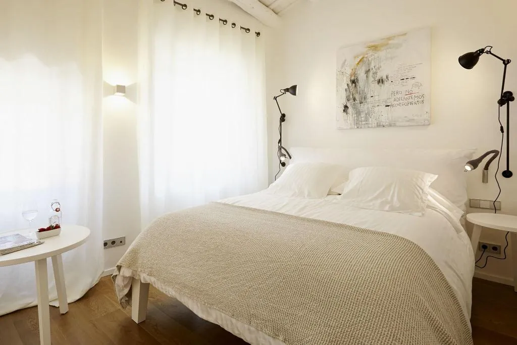 Room, Hotel Mas Lazuli, Costa Brava