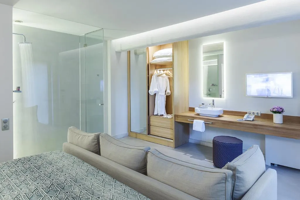 TRIPLE STANDARD Room, Coco-Mat Hotel Nafsika, Athens