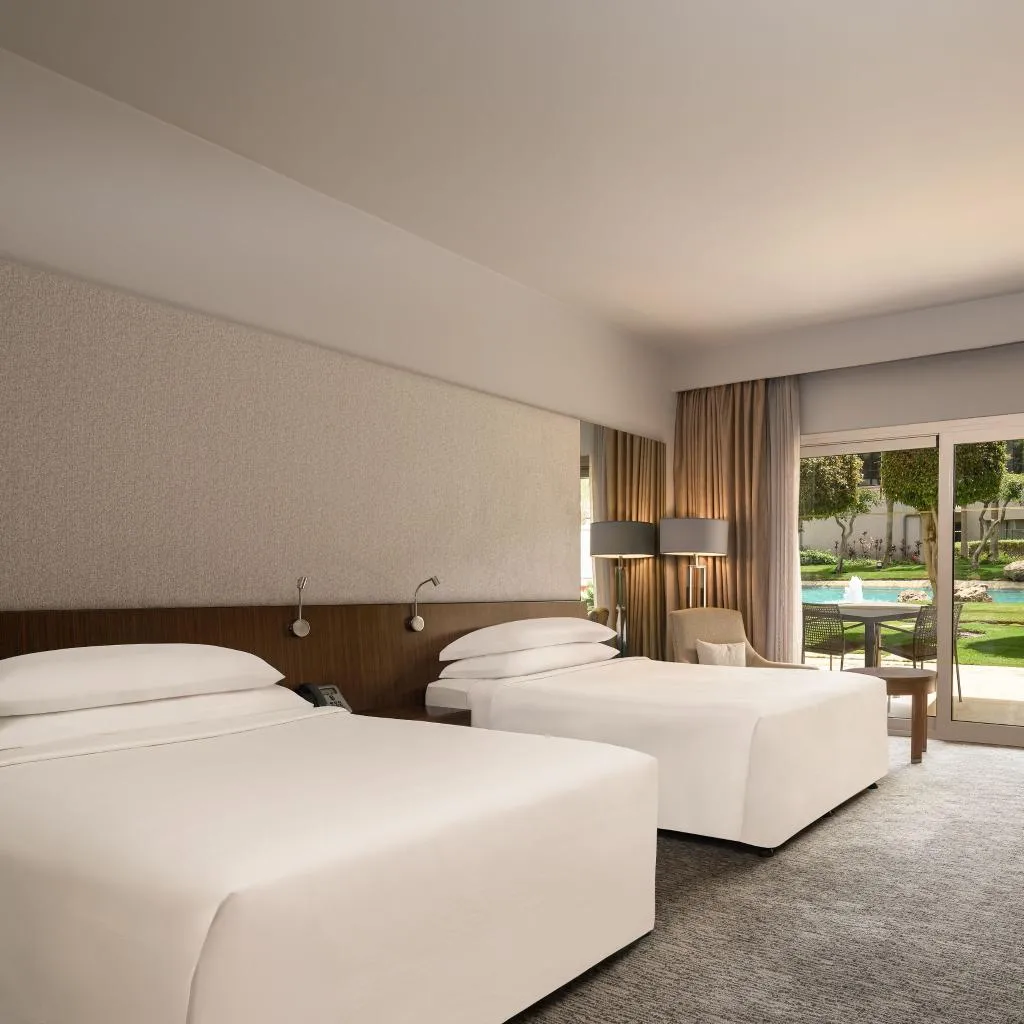 Room, Dusit Thani LakeView Cairo, Cairo