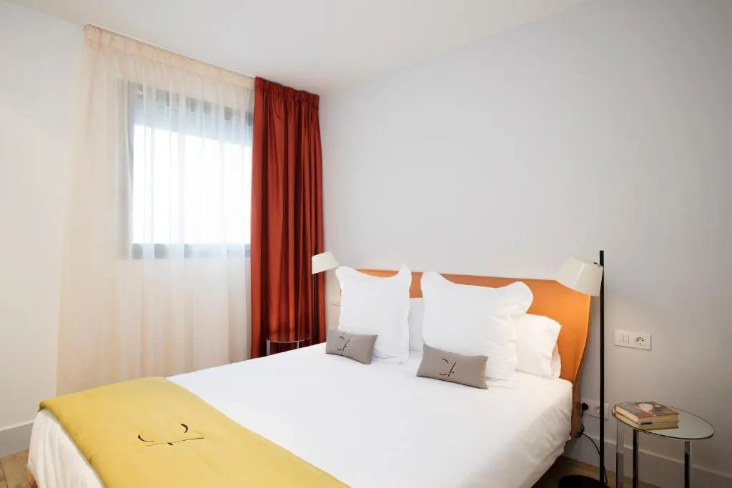APARTMENT CAPACITY 3 ONE BEDROOM Room, Cosmo Apartments Passeig de Gracia, Barcelona