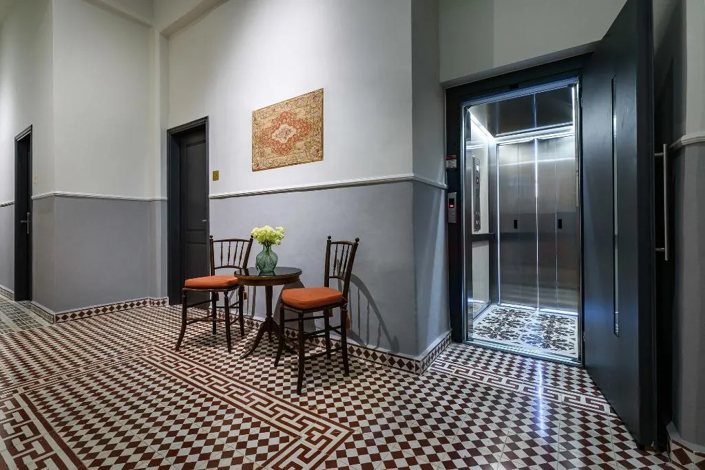 Lobby, Mosaic, Crete
