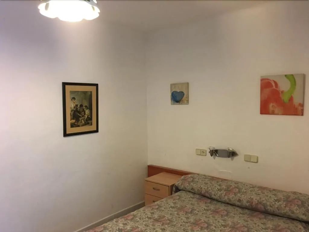 Room, Fonda Joan, Barcelona