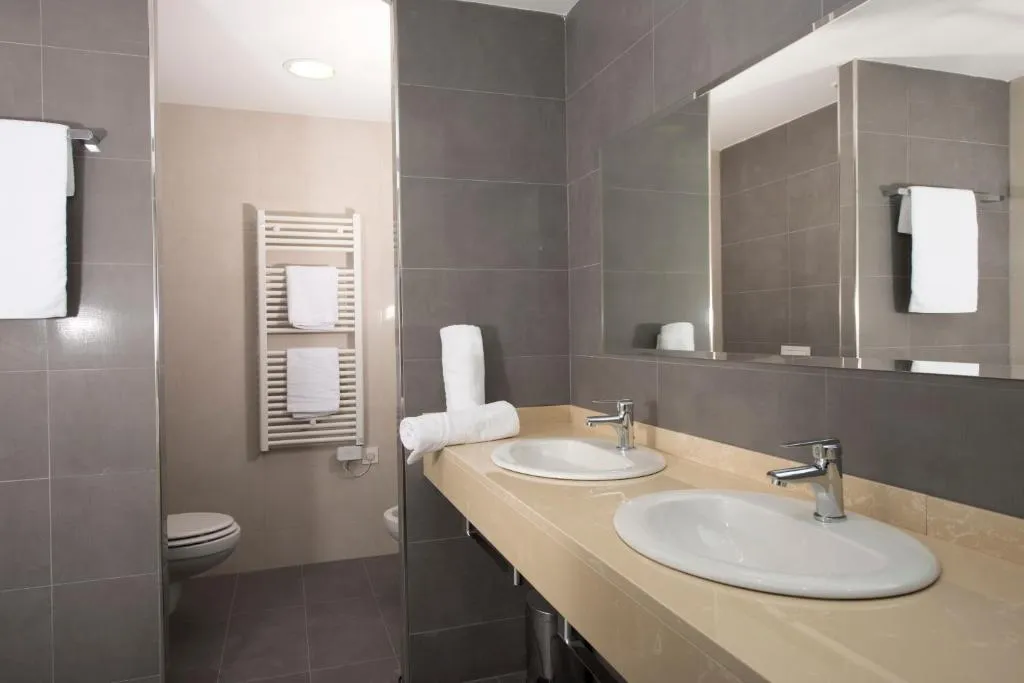 APARTMENT TWO BEDROOMS Room, Portodrach Aparthotel & Suites, Majorca
