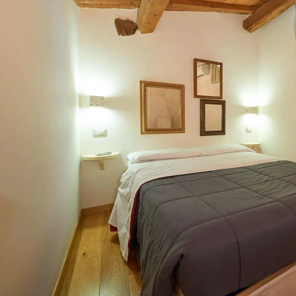 Room, B&B Le Stanze Del Duomo, Florence