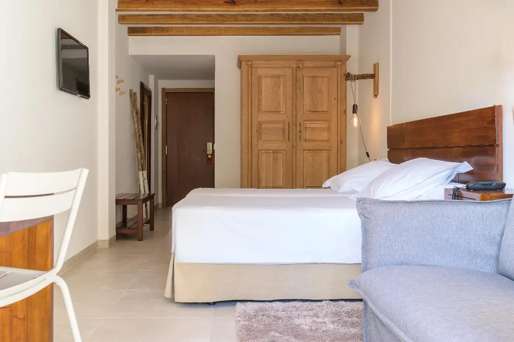 Double or Twin SUPERIOR Room, Es Port, Majorca