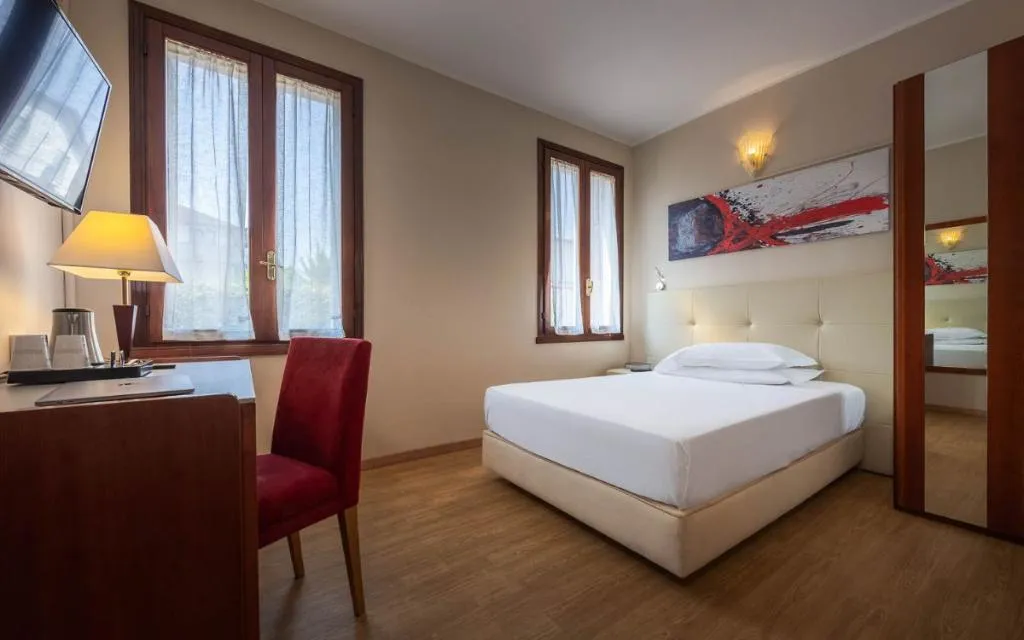 SINGLE BASIC Room, iH Hotels Padova Admiral, Venice