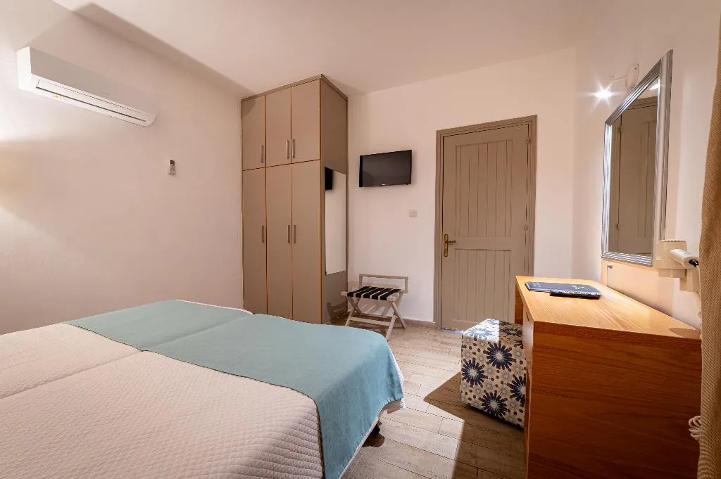 APARTMENT SUPERIOR SIDE SEA VIEW Room, Kefalos Beach Tourist Village, Cyprus