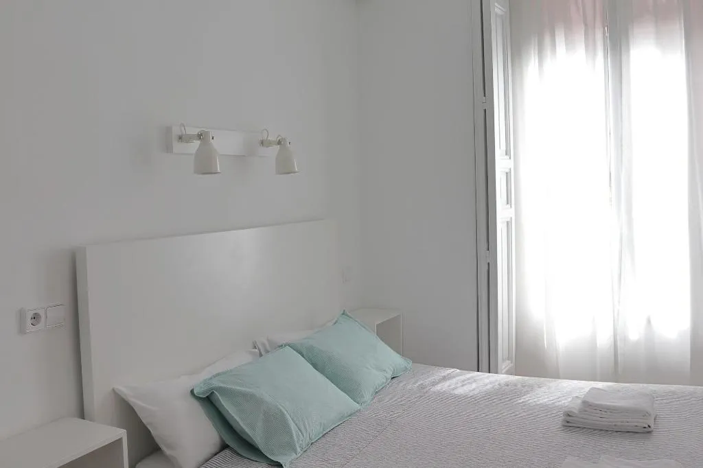 Room, Hostal La Zona, Madrid