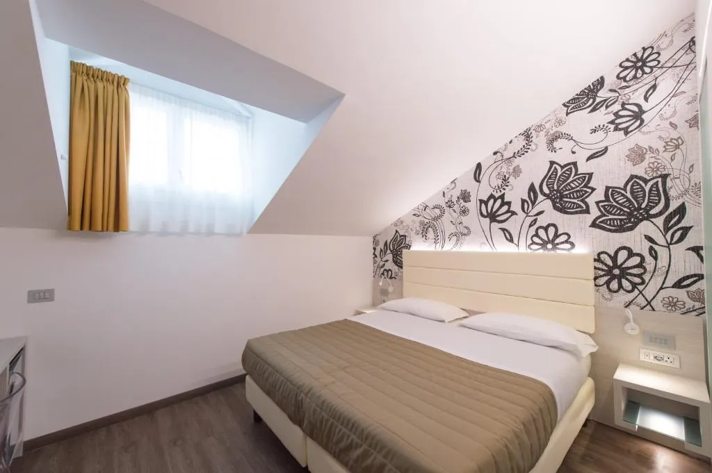 Room, Grand Hotel Liberty, Milan