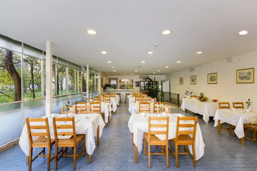 Restaurant, Hotel Angelina, Naples