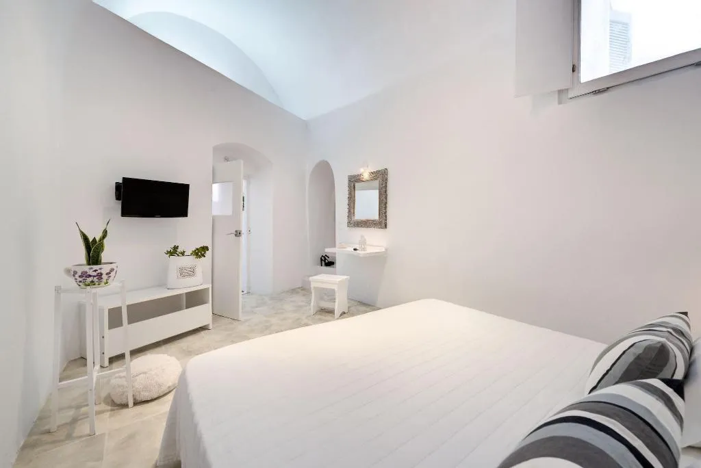 VILLA CAPACITY 4 TWO BEDROOMS Room, Dream Island Hotel, Santorini