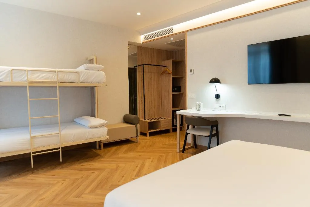 General view, Petit Palace Chueca, Madrid