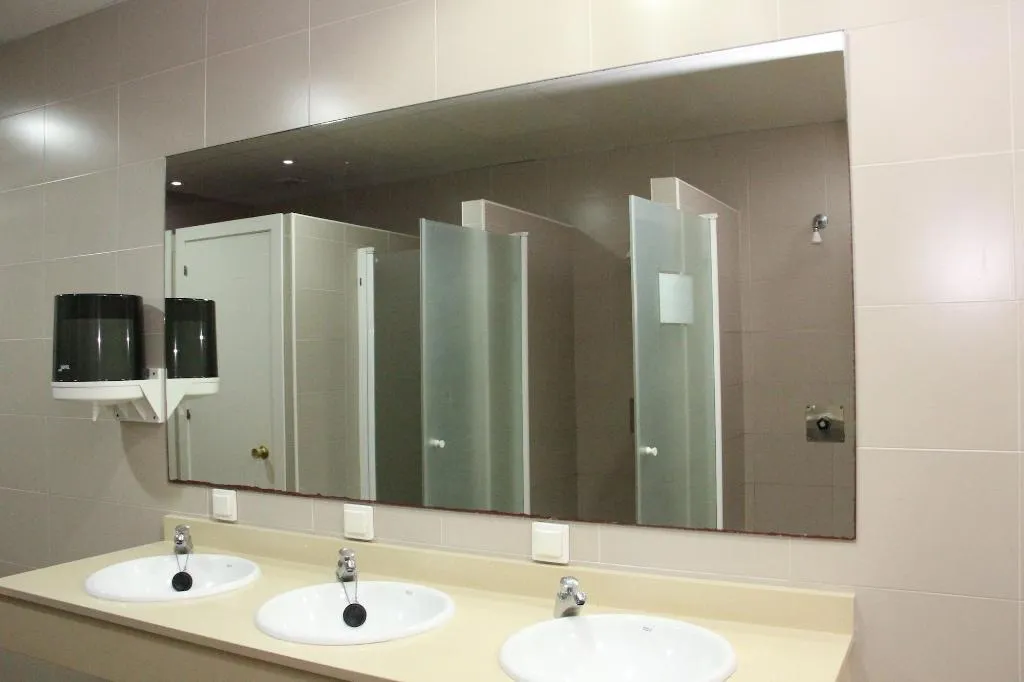 Room, Hostel & Gym Relise, Menorca