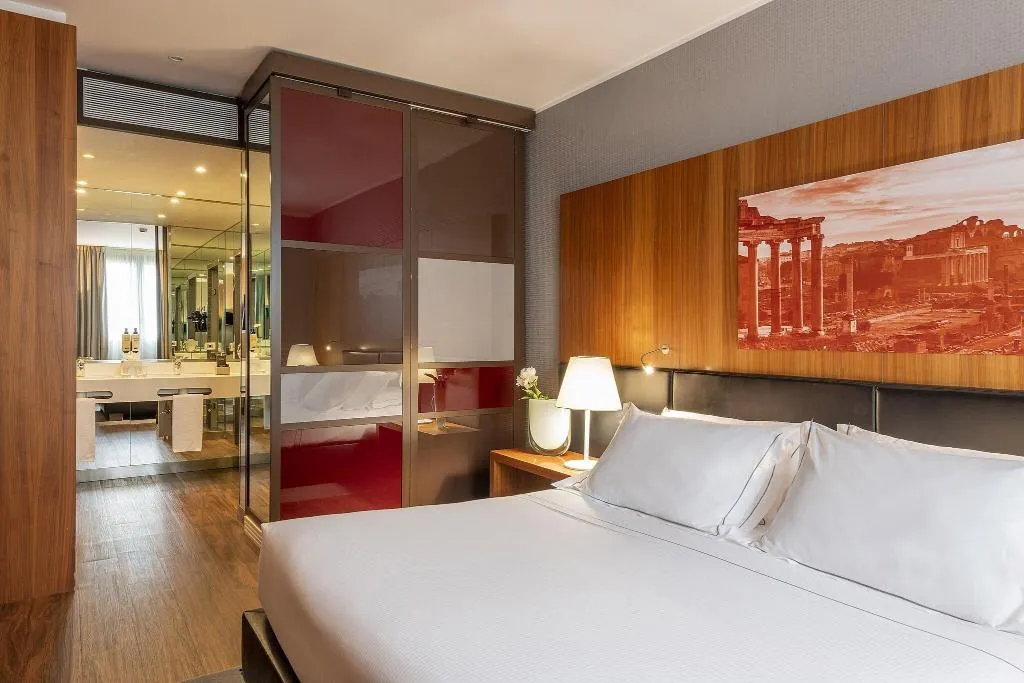 SUITE KING SIZE BED Room, H10 Roma Citta, Rome