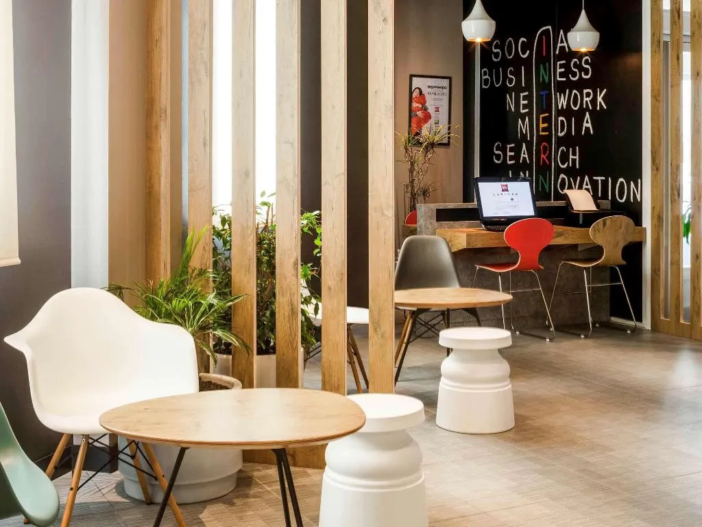 Bar, Ibis Sevilla, Seville