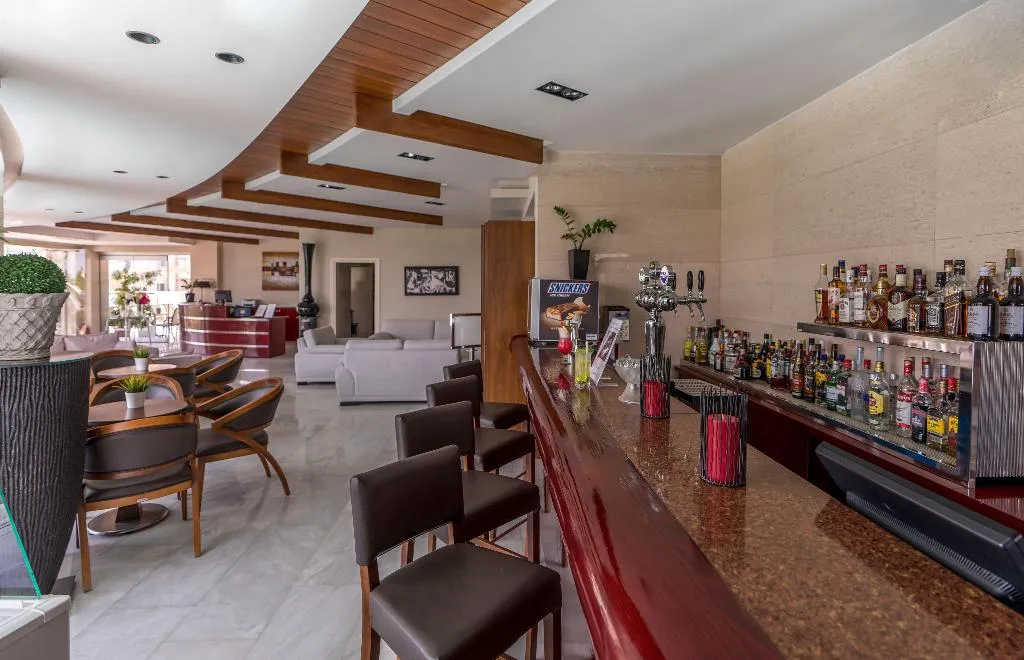 Lobby, Cosmopolitan Hotel by GHH, Thessaloniki