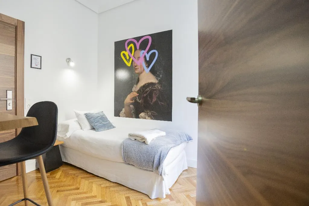 SINGLE STANDARD Room, Hispano Boutique  Gran Vía, Madrid