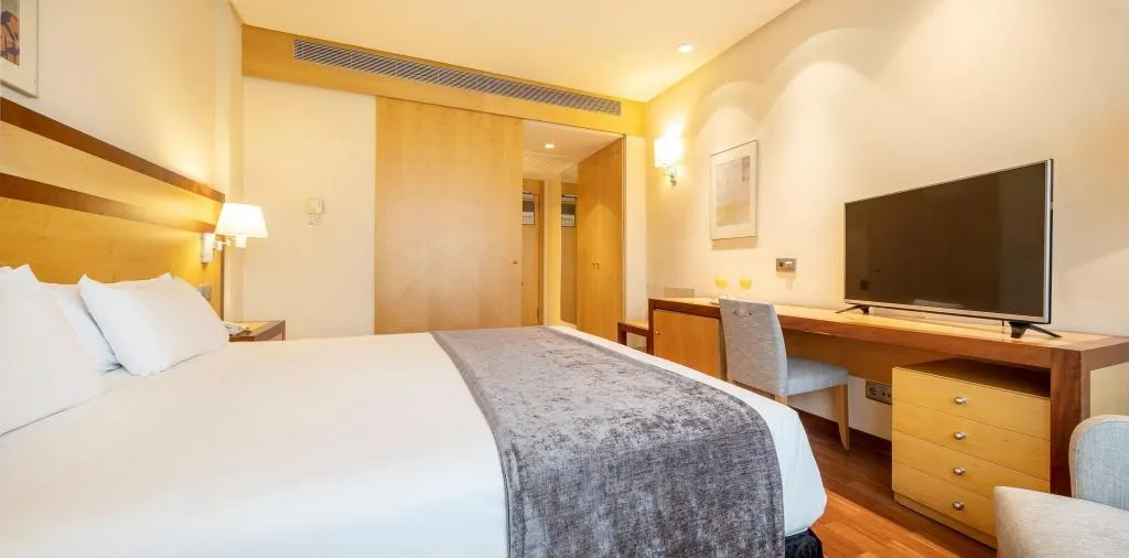 SINGLE STANDARD Room, Ilunion Pio XII, Madrid