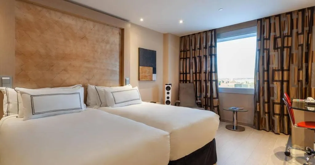 Room STANDARD Room, The Level At Meliá Sevilla, Seville