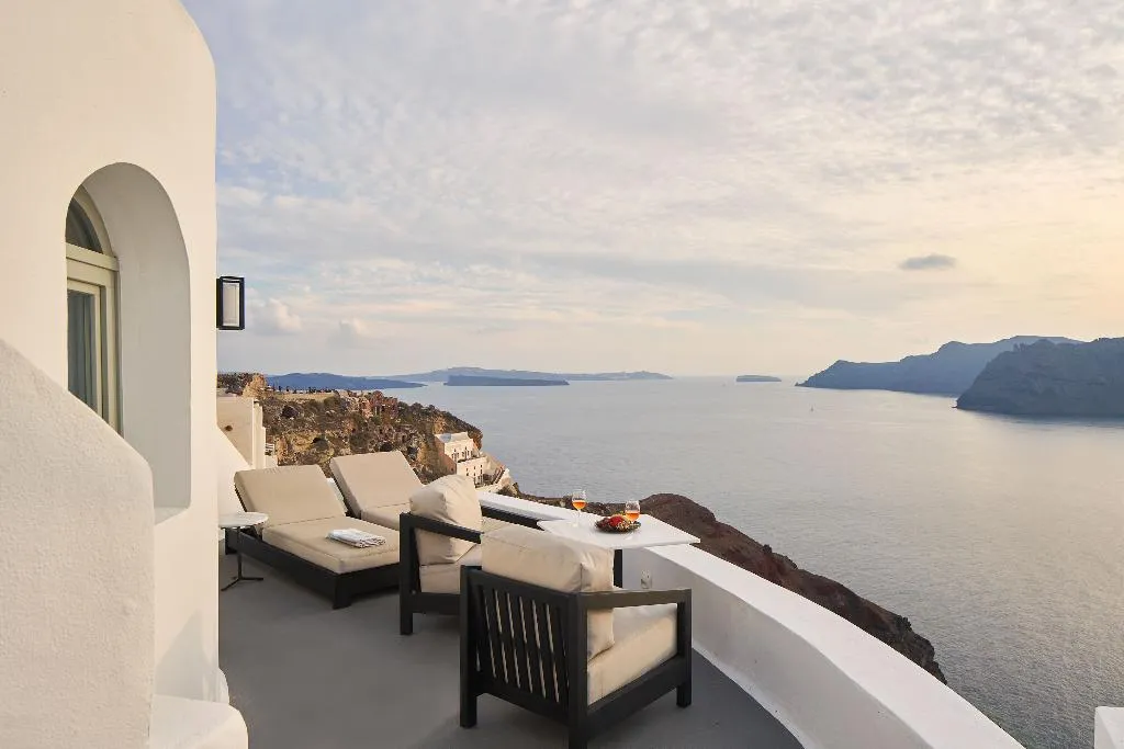 DOUBLE SEA VIEW Room, Charisma Suites, Santorini
