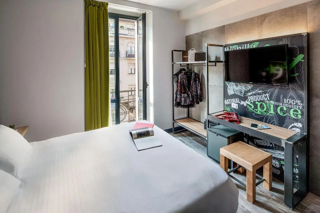 DOUBLE WITH BALCONY Room, Spice Hotel, Milan