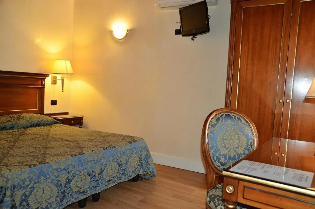 Room, B&B Le Marie, Venice
