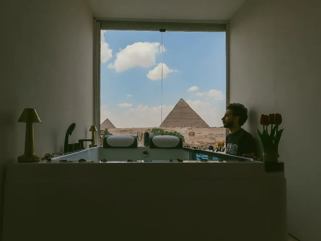 Double or Twin DELUXE WITH JACUZZI Room, Giza Pyramids View Inn, Cairo
