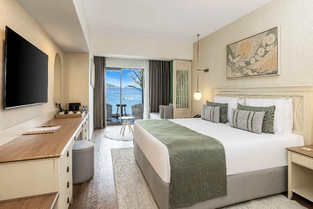 TRIPLE SUPERIOR SEA VIEW Room, Mirada Exclusive Hotel Bodrum, Bodrum