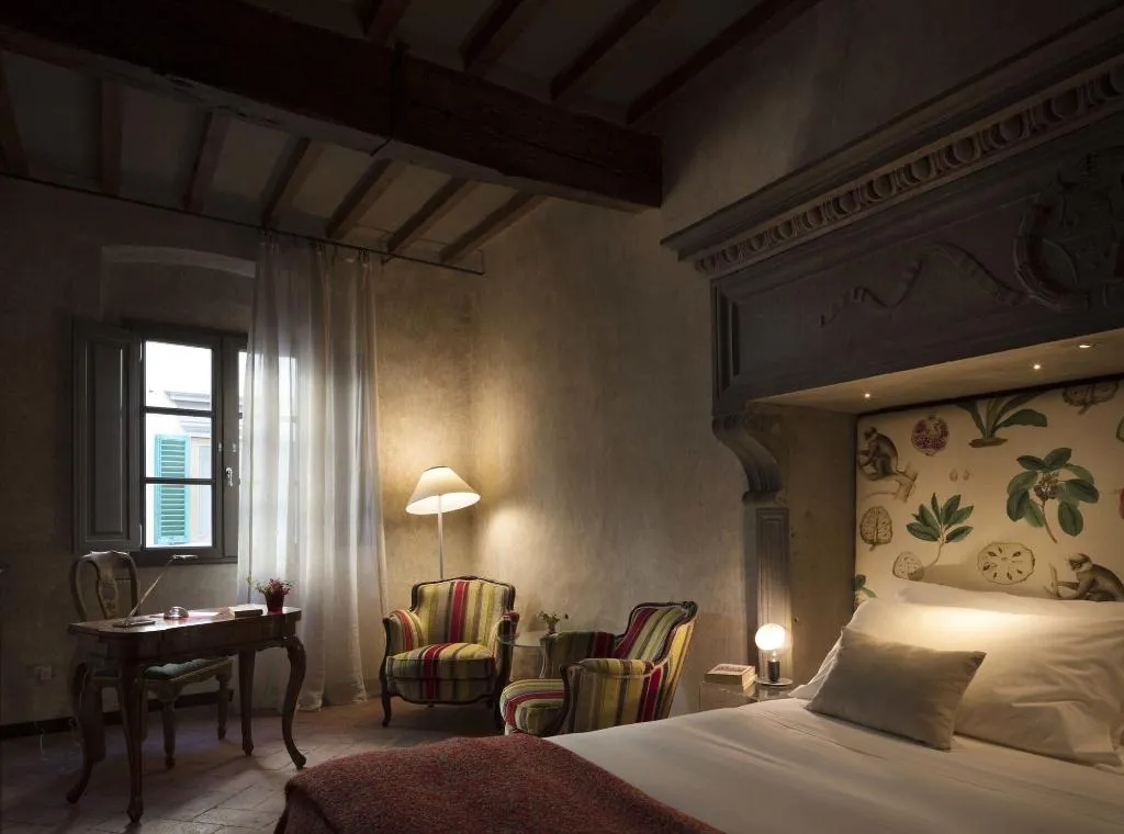 Room, Ottantotto Firenze, Florence