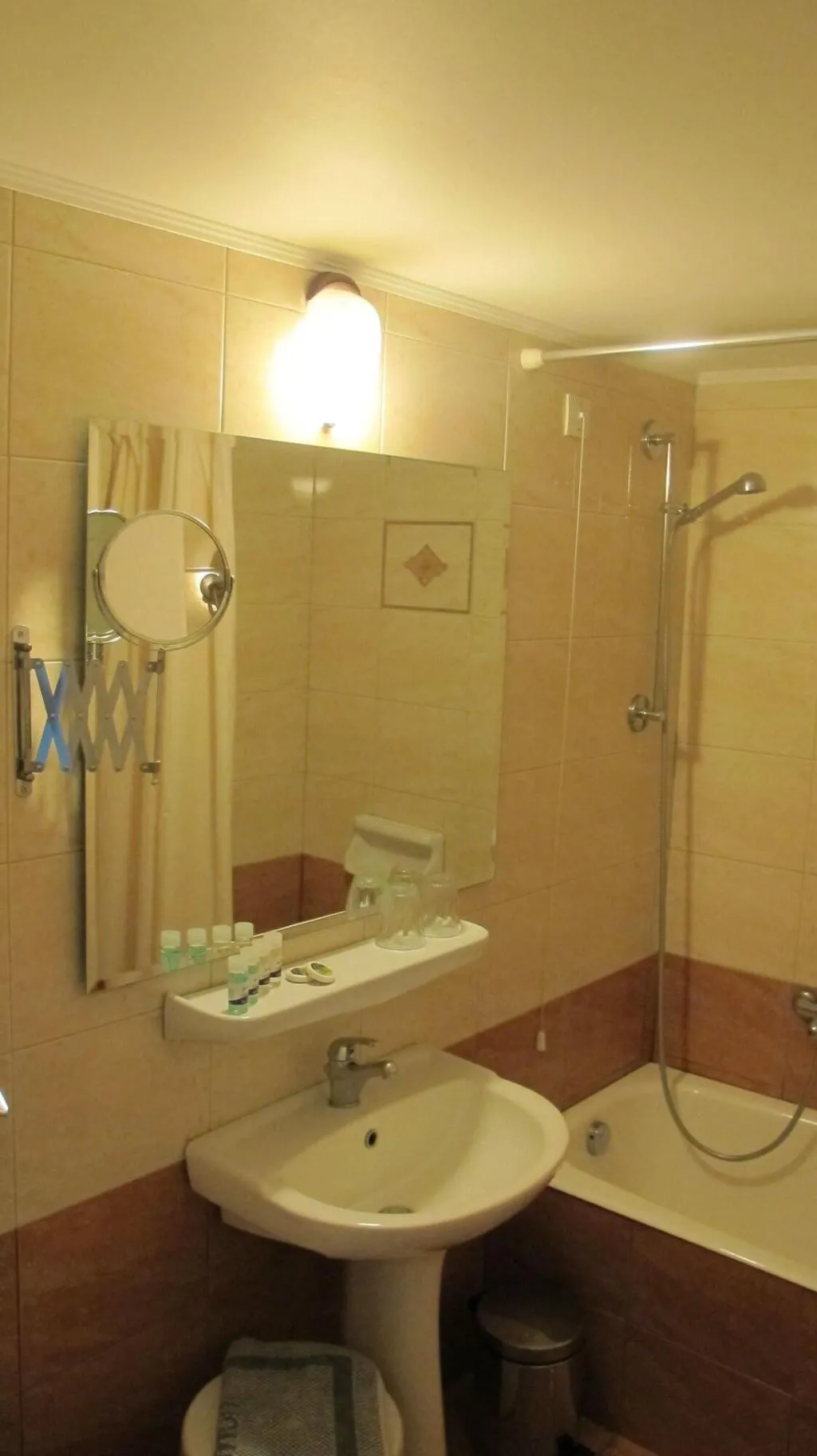 Room, Solomou Athens, Athens
