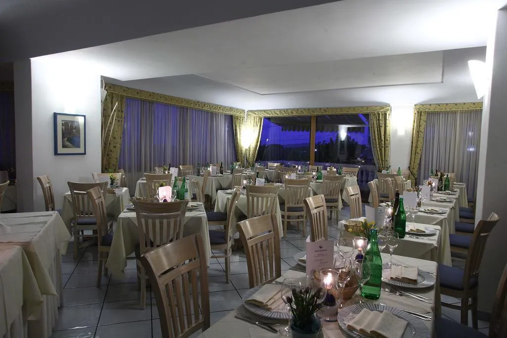 Restaurant, Bellevue Benessere & Relax, Naples