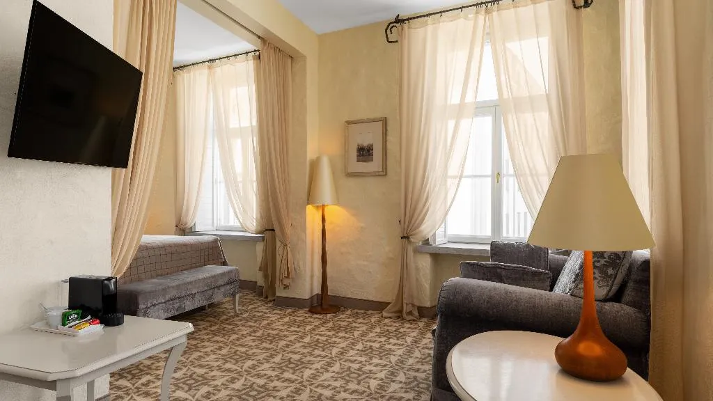 SUITE STANDARD Room, Rixwell Collection Savoy Boutique Hotel, Tallinn