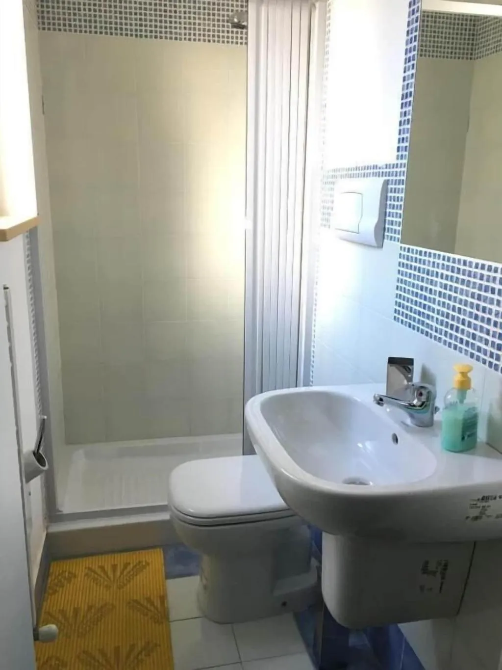 Room, B&B villa zia Febronia, Catania