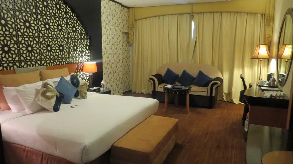 SUITE EXECUTIVE Room, The Park Hotel Ex Al Jawhara Gardens, Dubai