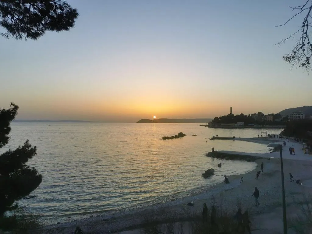 Beach, Golden Gate Rooms, Split